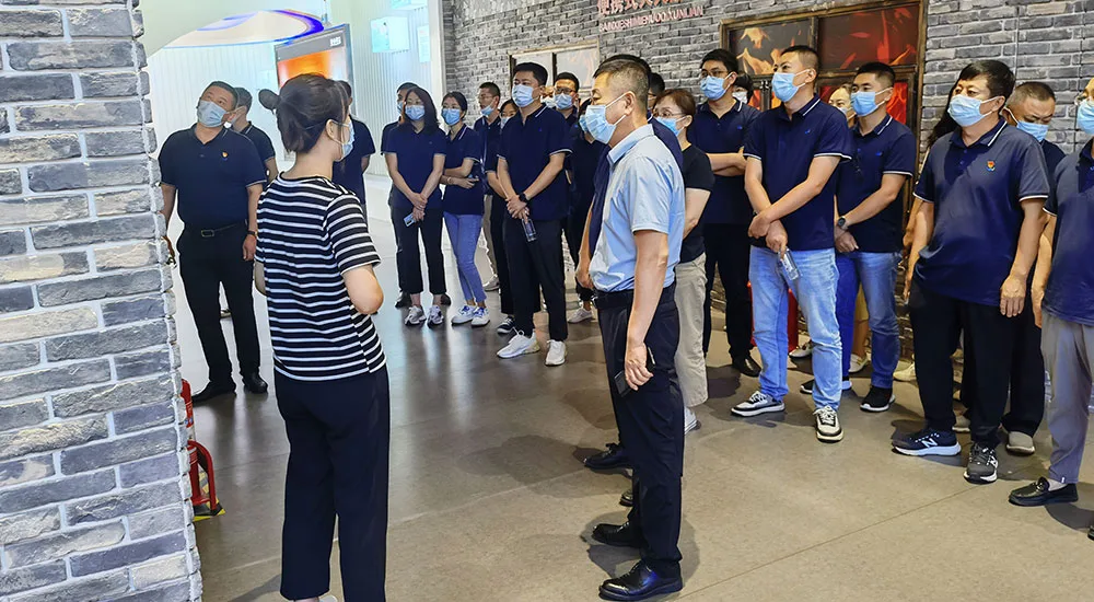 参观警示教育基地 筑牢安全生产防线