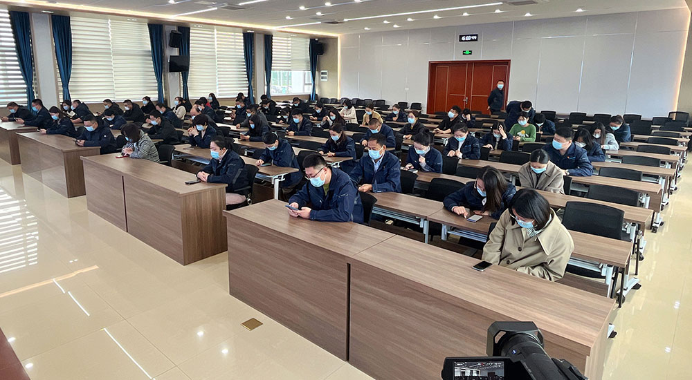 以考促学强基础 筑牢防线保安全